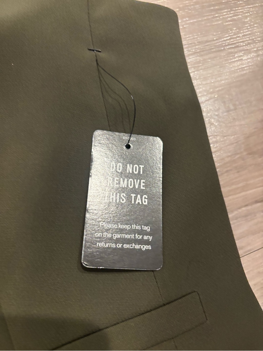 Express Women's Olive Green Tailored Vest - Picture 3 of 4